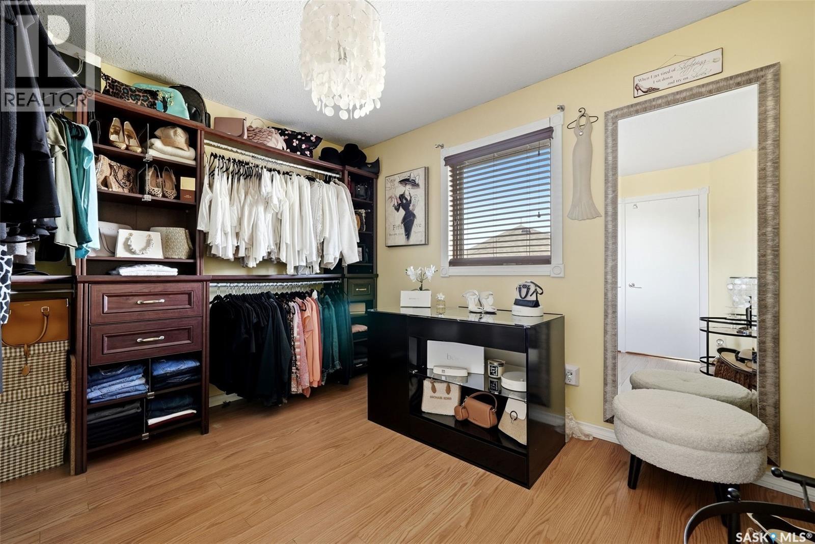 3234 Peyson Bay E, Regina, SK - Indoor Photo Showing Other Room