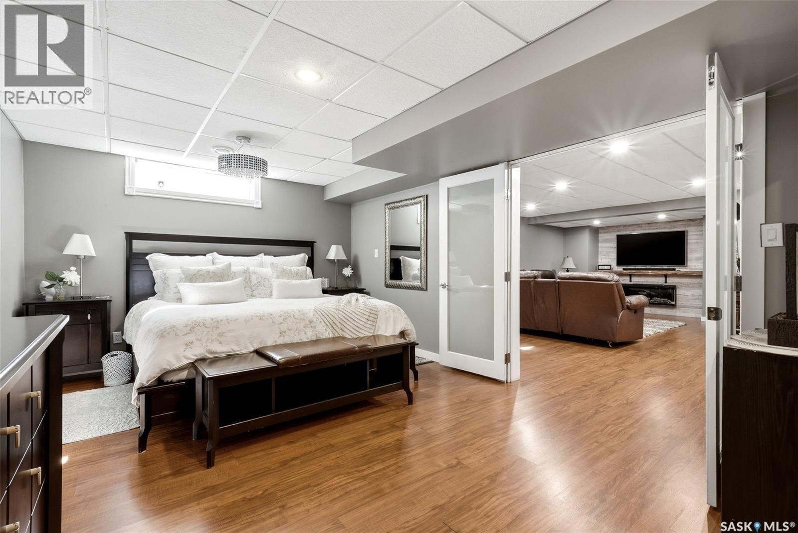 3234 Peyson Bay E, Regina, SK - Indoor Photo Showing Bedroom