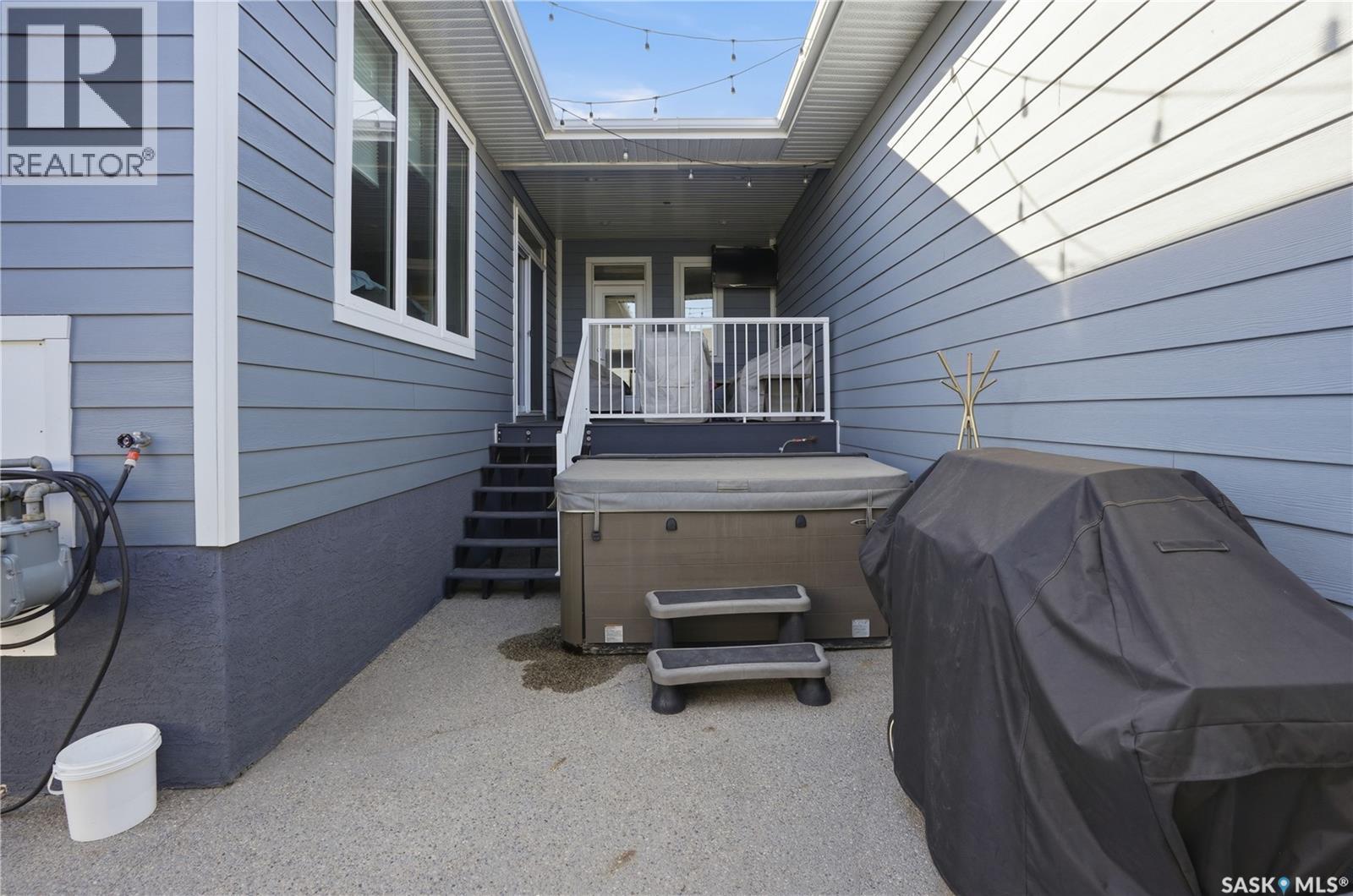 4202 Green Olive Way E, Regina, SK - Outdoor With Exterior