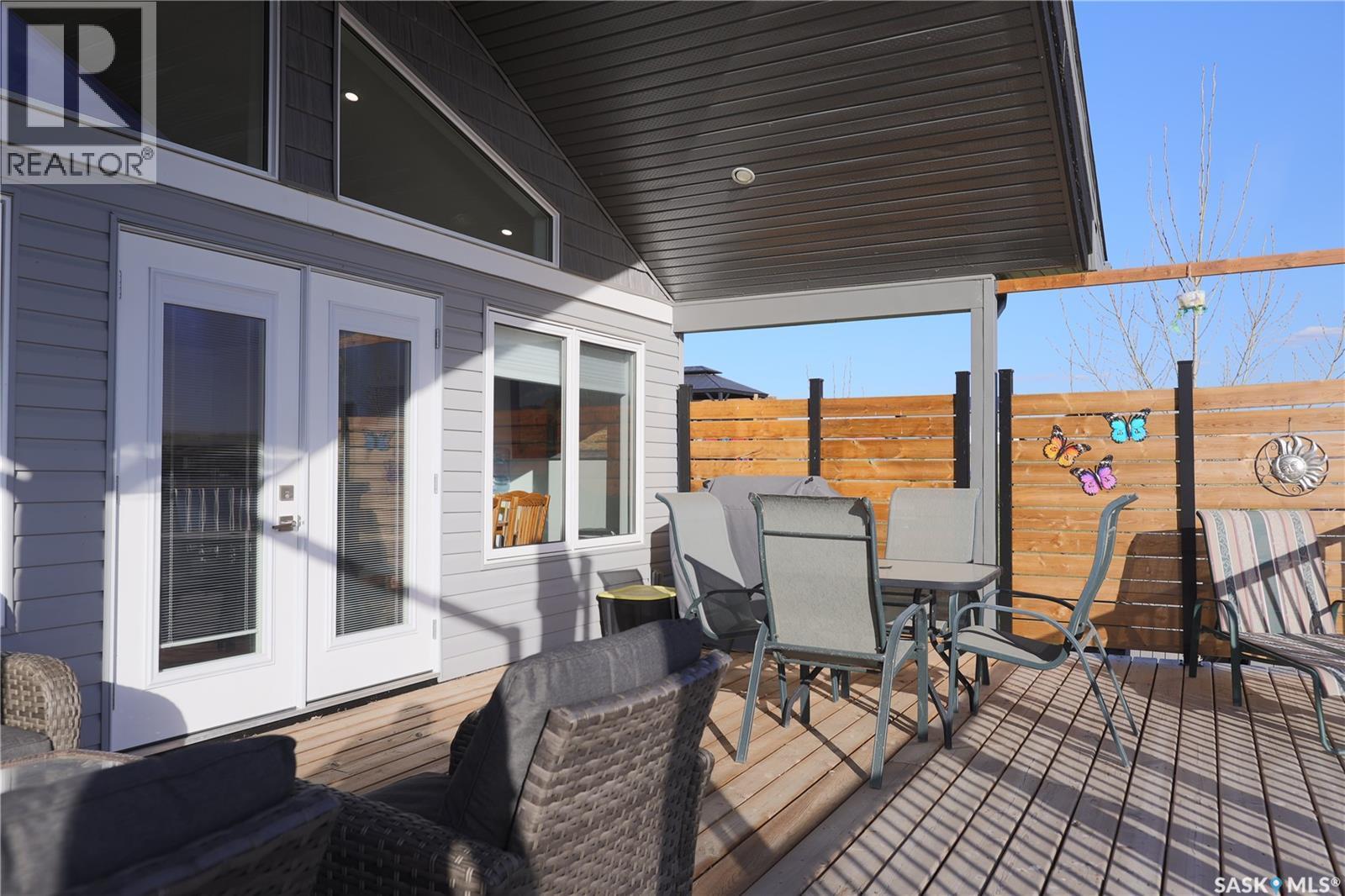 48 1200 North Shore Land, Buffalo Pound Lake, SK - Indoor