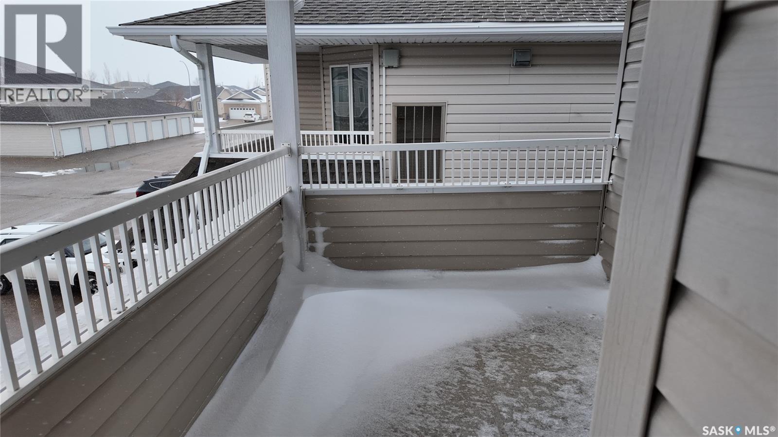 E 4128 Buckingham Drive, Regina, SK - Outdoor With Exterior