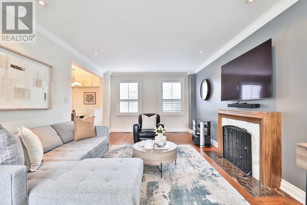 1163 Cayente Place, Mississauga, ON - Indoor Photo Showing Living Room With Fireplace