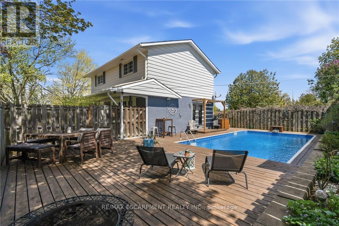 66 Skyline Drive, Hamilton, ON - Outdoor With Above Ground Pool With Deck Patio Veranda