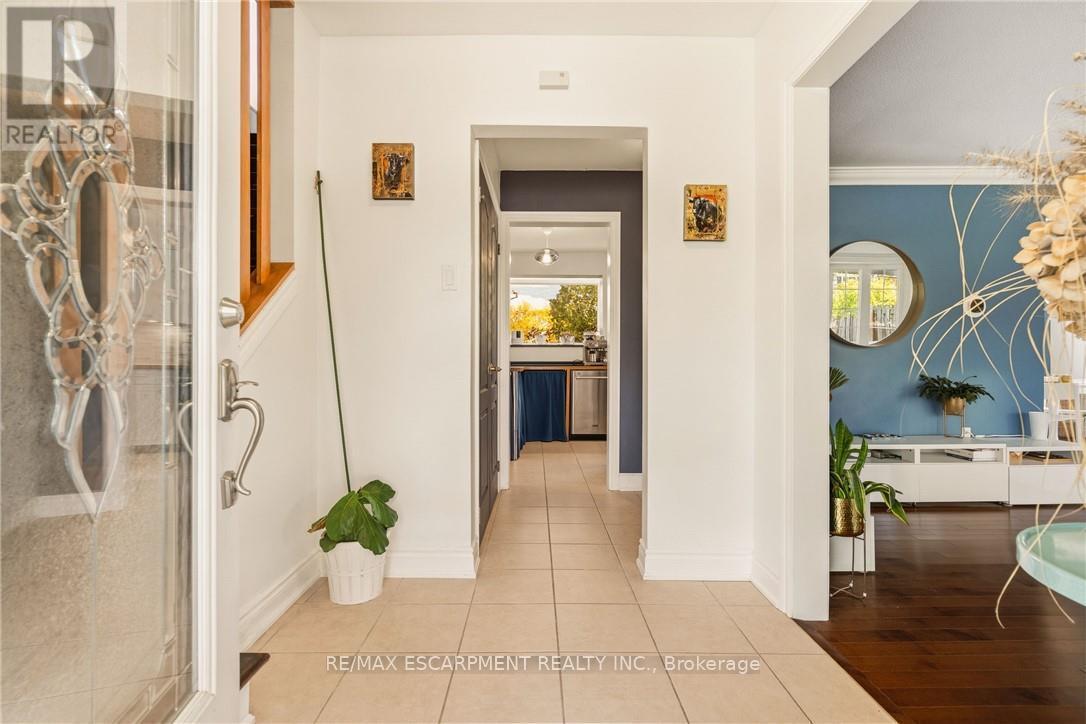 66 Skyline Drive, Hamilton, ON - Indoor
