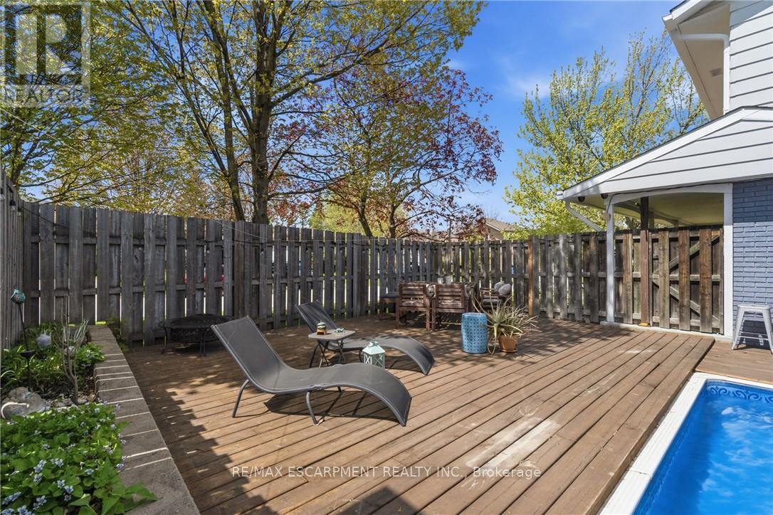 66 Skyline Drive, Hamilton, ON - Outdoor With In Ground Pool With Deck Patio Veranda