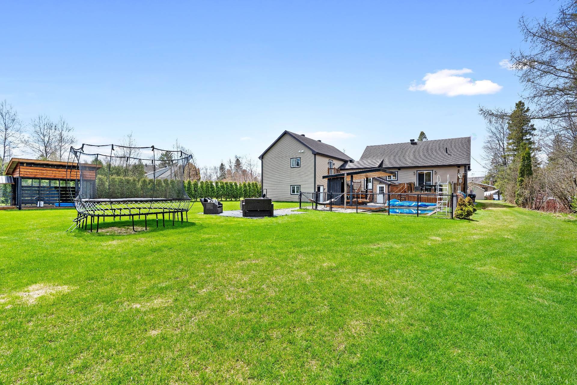 Lot - 1739 Rue Des Épinettes-Rouges, Québec (La Haute-Saint-Charles), QC - Outdoor With Backyard