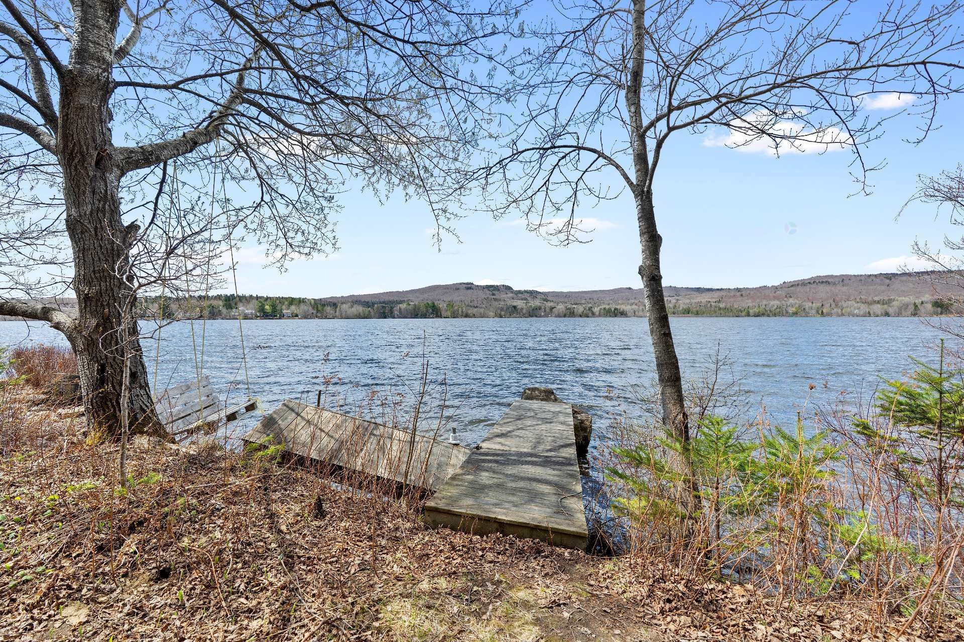 Waterfront - 1739 Rue Des Épinettes-Rouges, Québec (La Haute-Saint-Charles), QC - Outdoor With Body Of Water With View