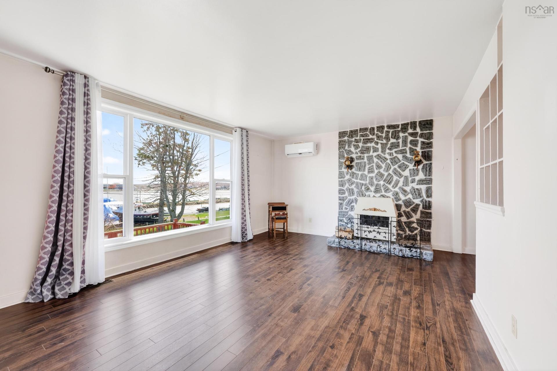 595 Westmount Road, Westmount, NS