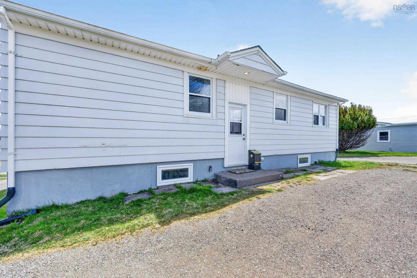 595 Westmount Road, Westmount, NS