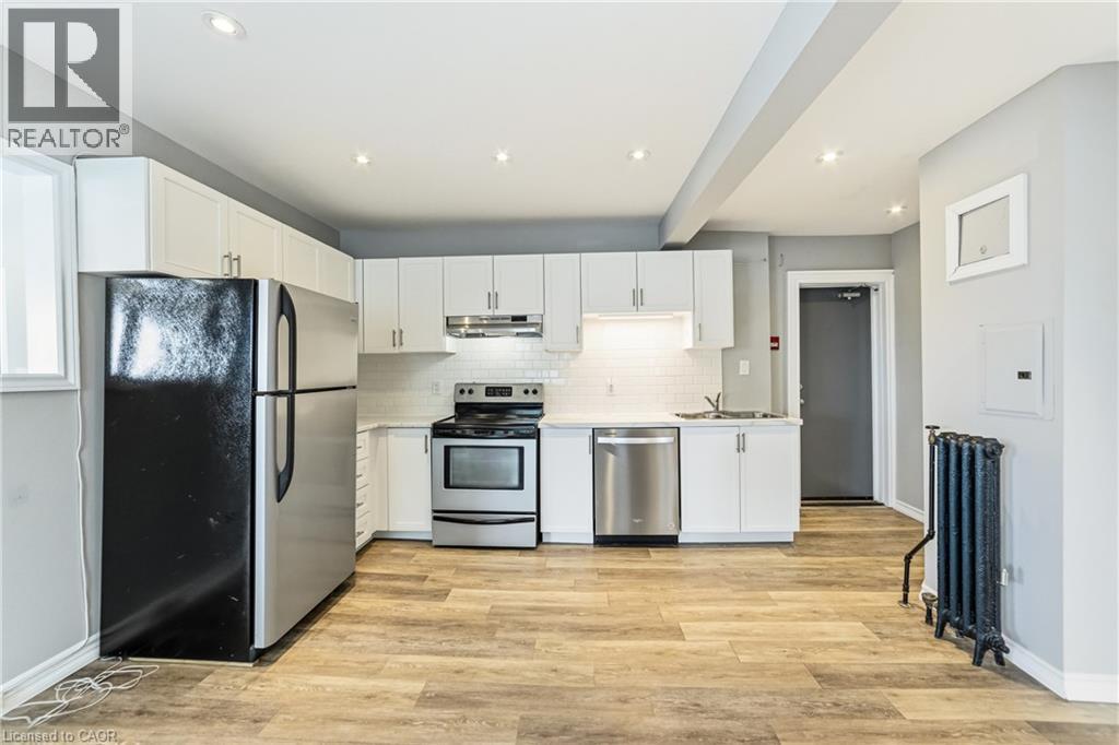 468 Main Street E Unit# 5, Hamilton, ON - Indoor Photo Showing Kitchen With Stainless Steel Kitchen With Double Sink
