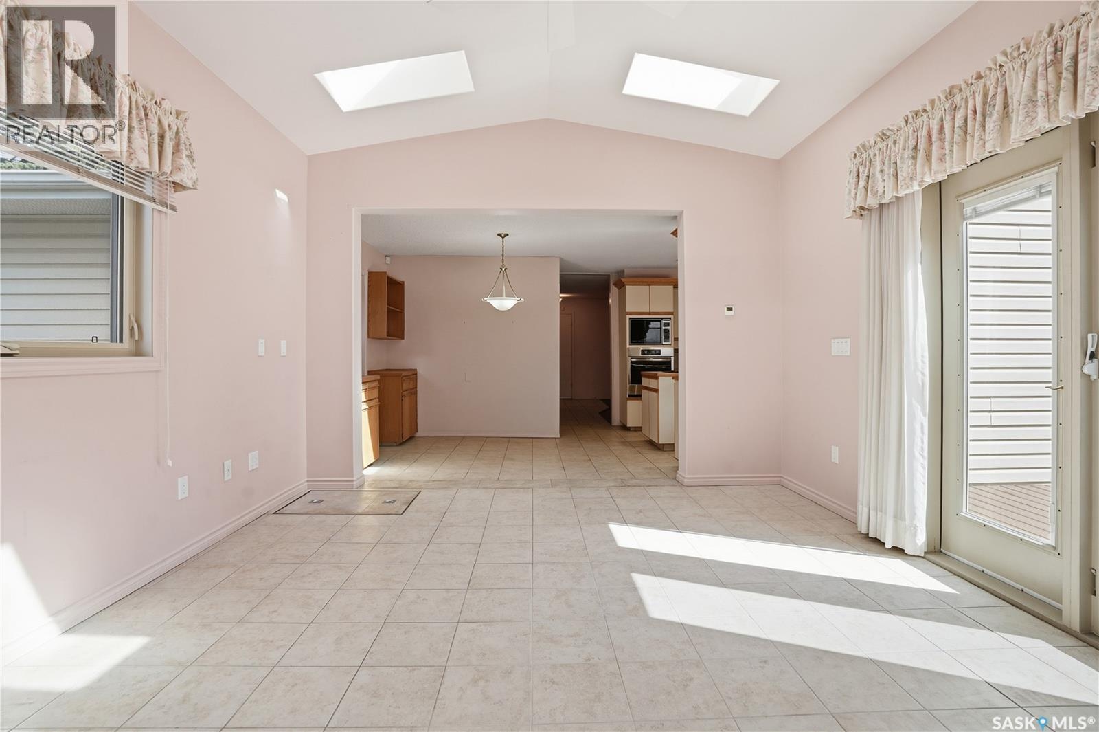 2 Culliton Crescent, Regina, SK - Indoor Photo Showing Other Room