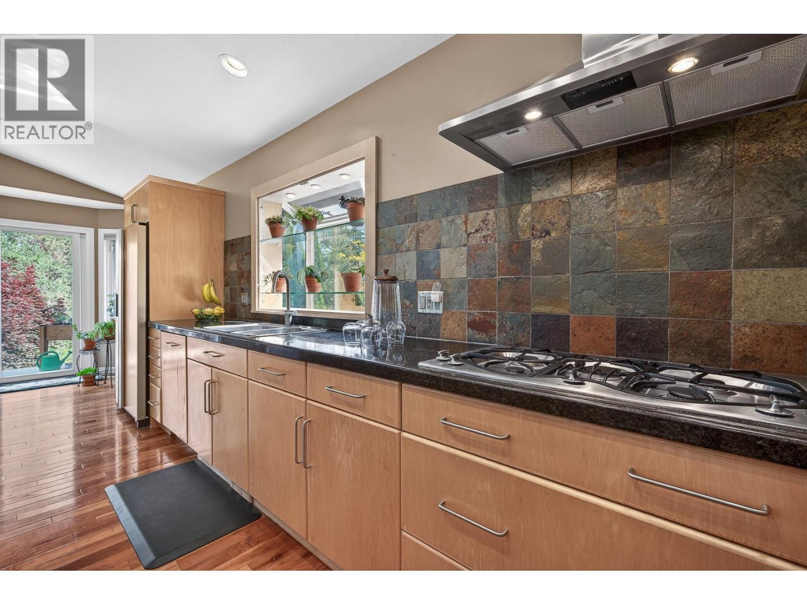 3929 Gallaghers Circle, Kelowna, BC - Indoor Photo Showing Other Room
