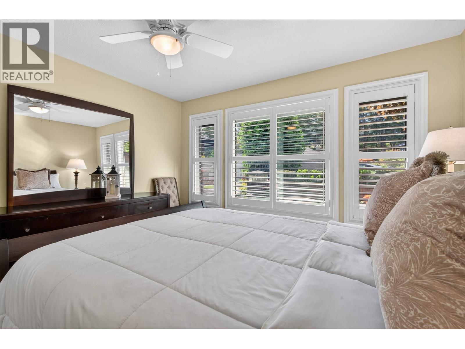 3929 Gallaghers Circle, Kelowna, BC - Indoor Photo Showing Bedroom