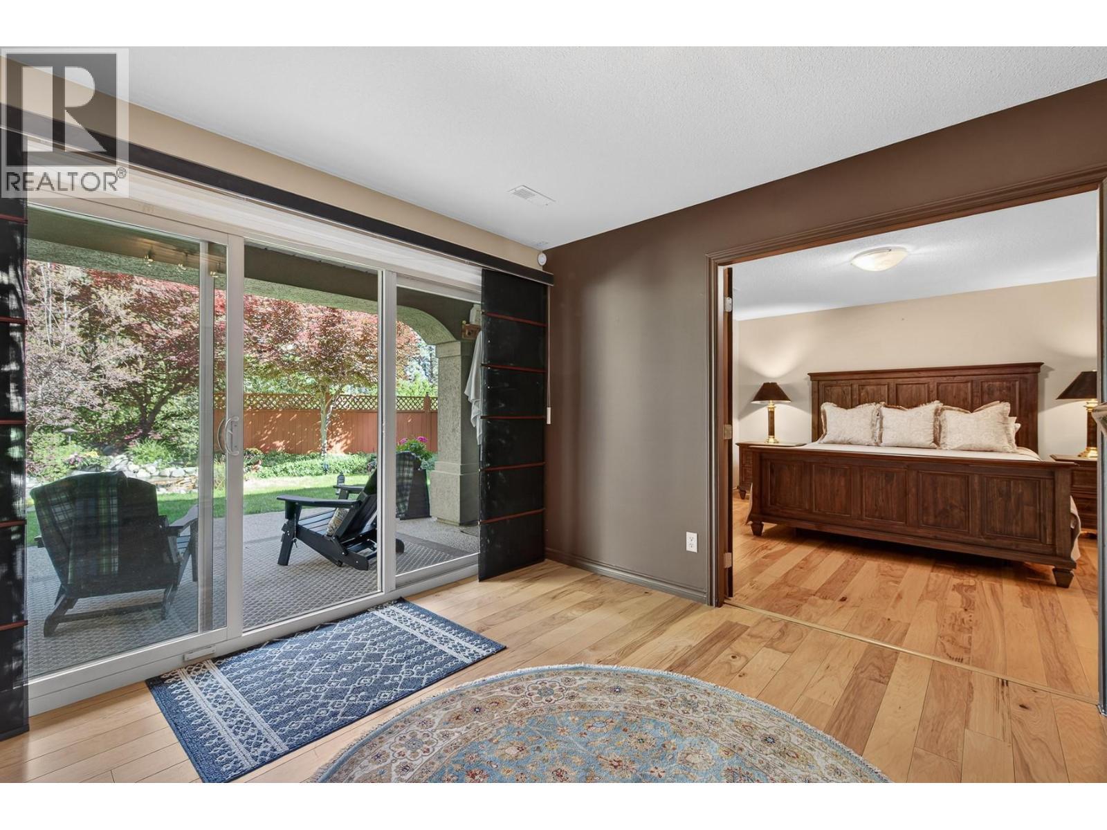 3929 Gallaghers Circle, Kelowna, BC - With Exterior