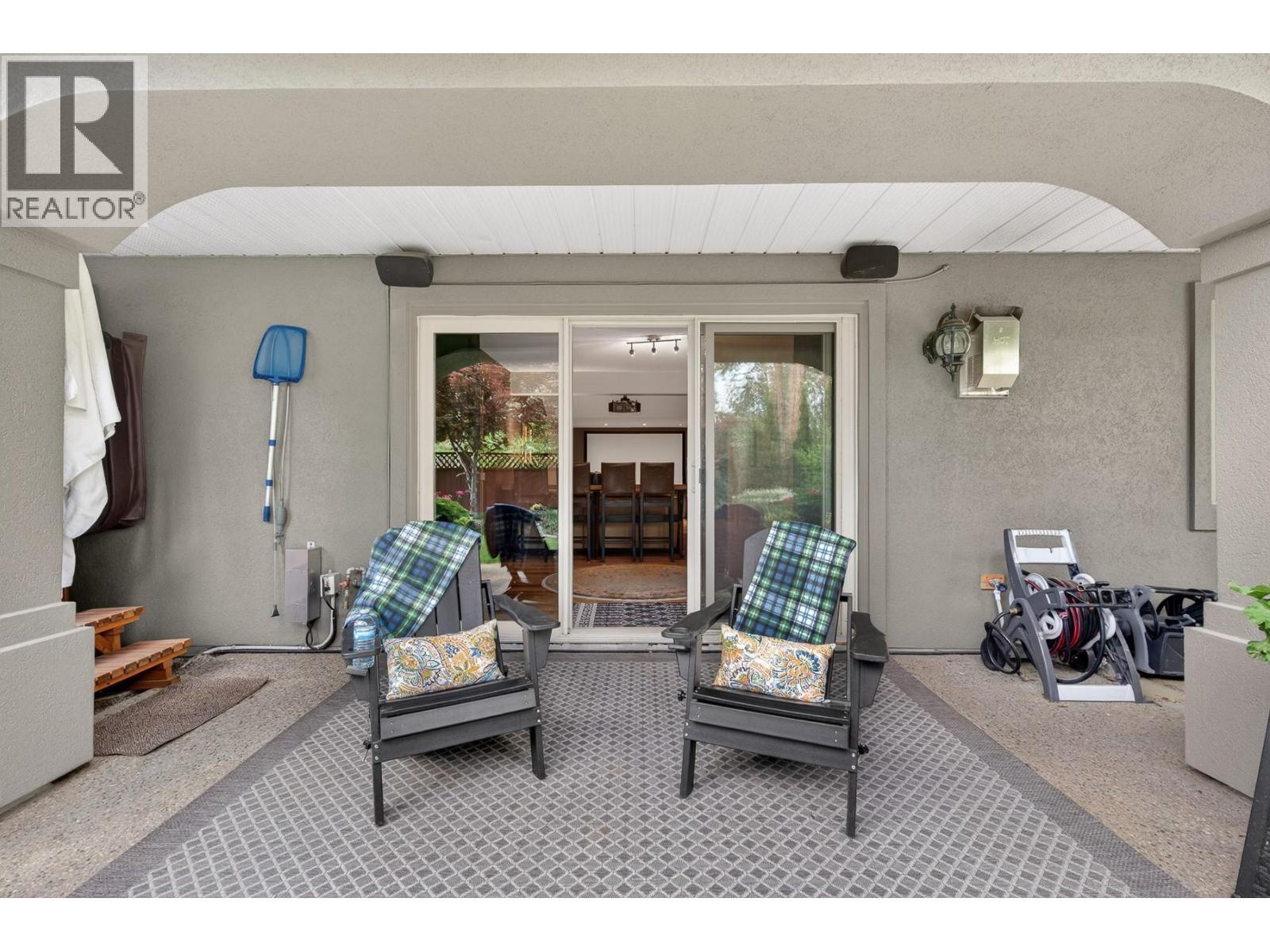 3929 Gallaghers Circle, Kelowna, BC - Photo Showing Other Room