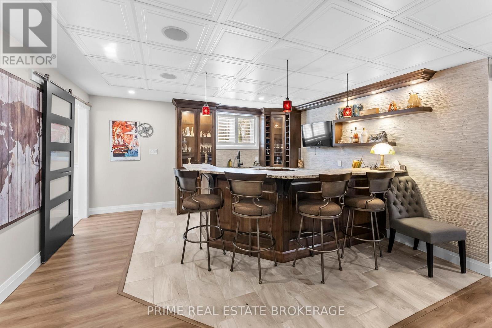 72323 Bluewater Highway, Bluewater (Hay), ON - Indoor Photo Showing Dining Room