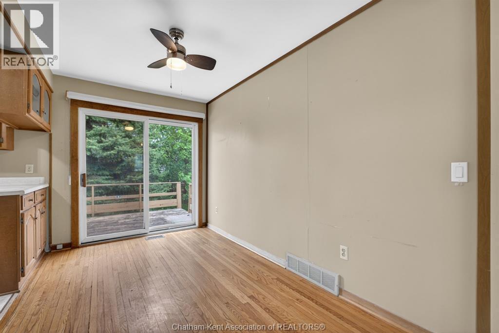 35 Peter Street, Chatham, ON - Indoor Photo Showing Other Room