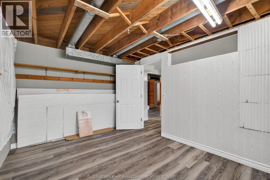 35 Peter Street, Chatham, ON - Indoor Photo Showing Basement