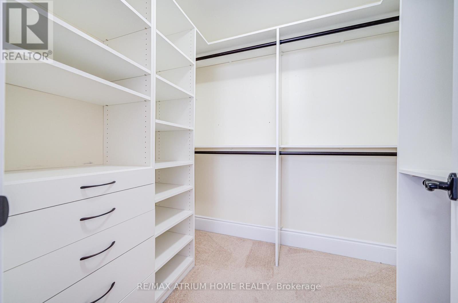 9 Berkshire Crescent, Markham, ON - Indoor With Storage