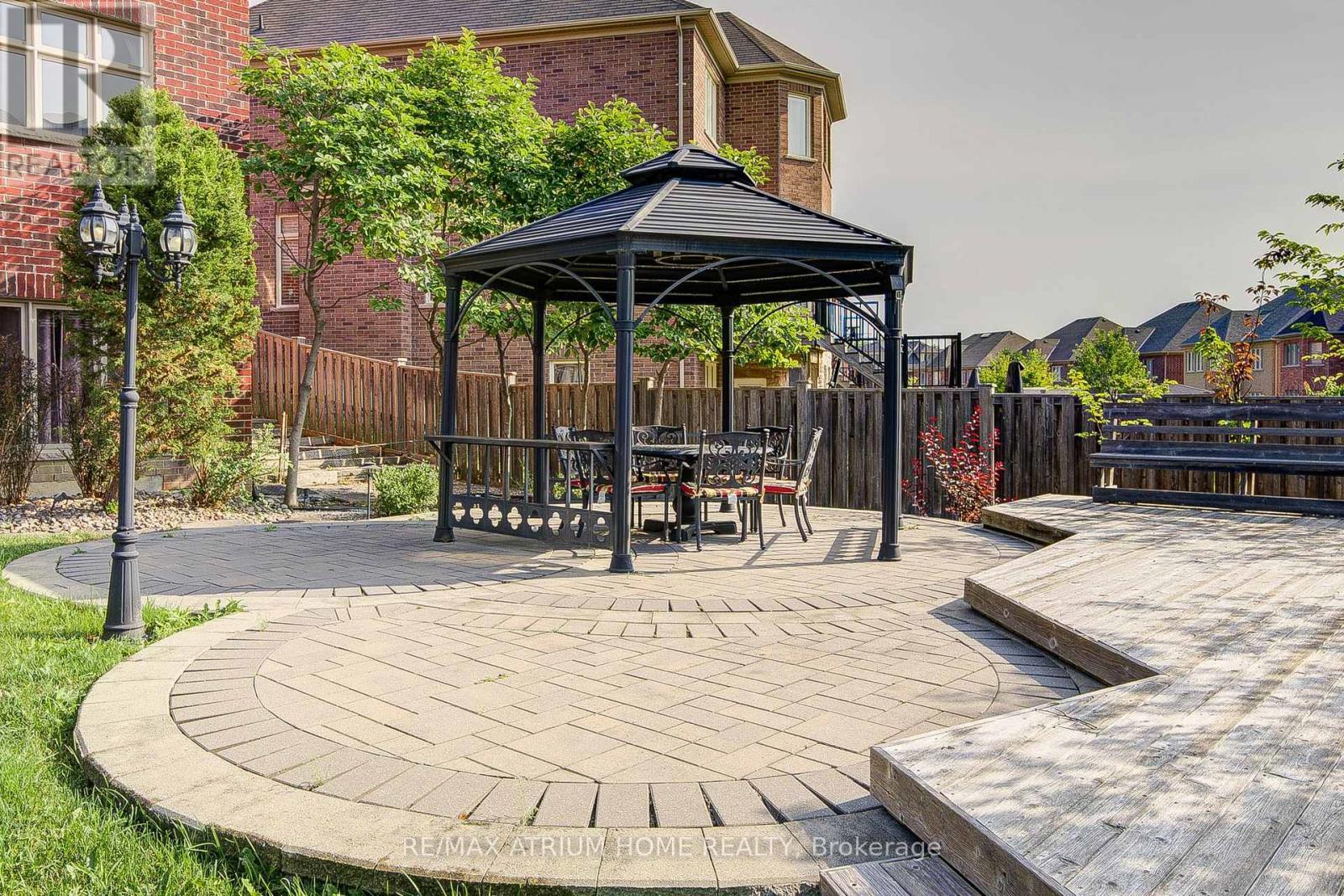 9 Berkshire Crescent, Markham, ON - Outdoor With Deck Patio Veranda