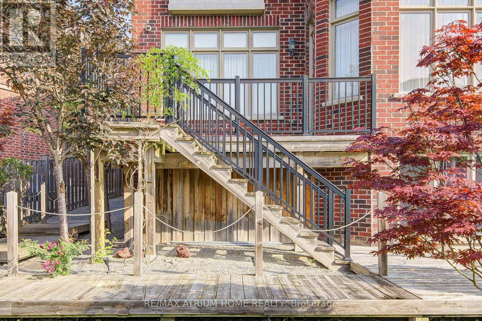 9 Berkshire Crescent, Markham, ON - Outdoor