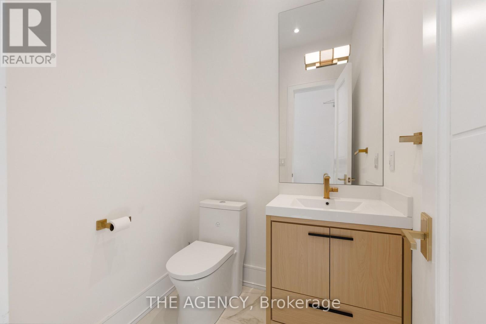 1202 Avenue Road, Toronto, ON - Indoor Photo Showing Bathroom