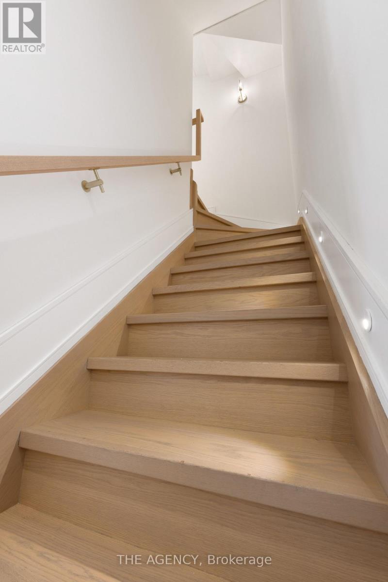 1202 Avenue Road, Toronto, ON - Indoor Photo Showing Other Room
