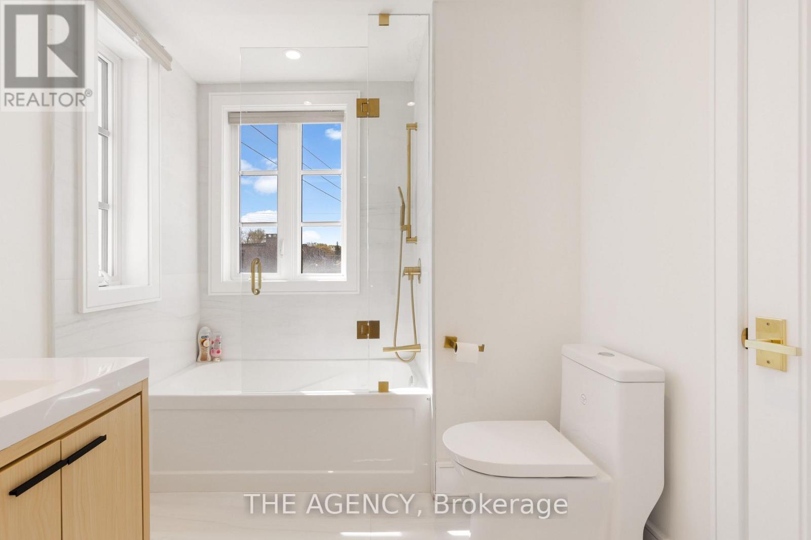 1202 Avenue Road, Toronto, ON - Indoor Photo Showing Bathroom