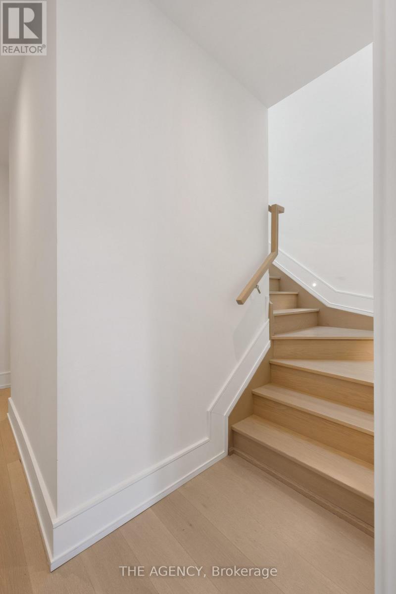 1202 Avenue Road, Toronto, ON - Indoor Photo Showing Other Room