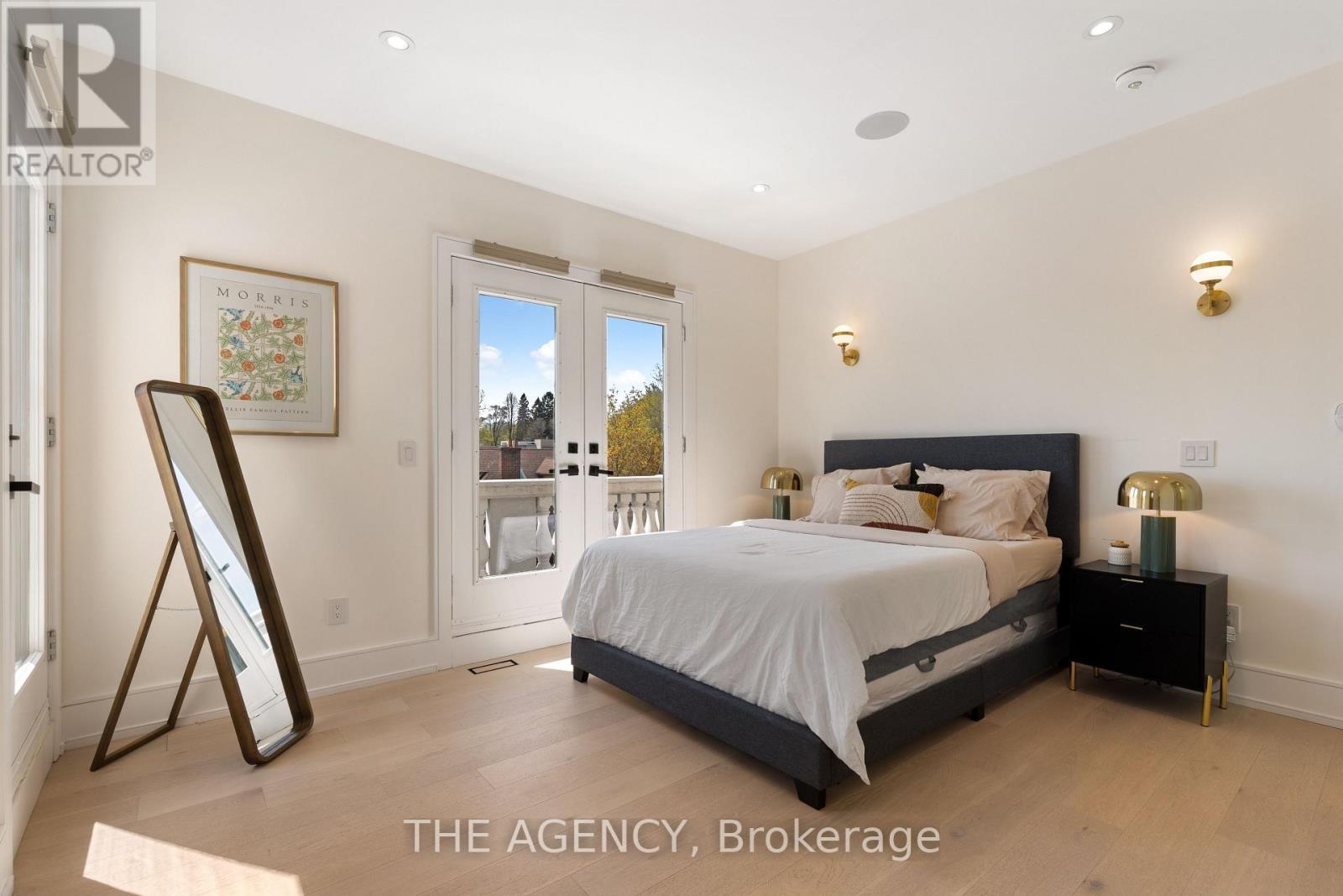 1202 Avenue Road, Toronto, ON - Indoor Photo Showing Bedroom