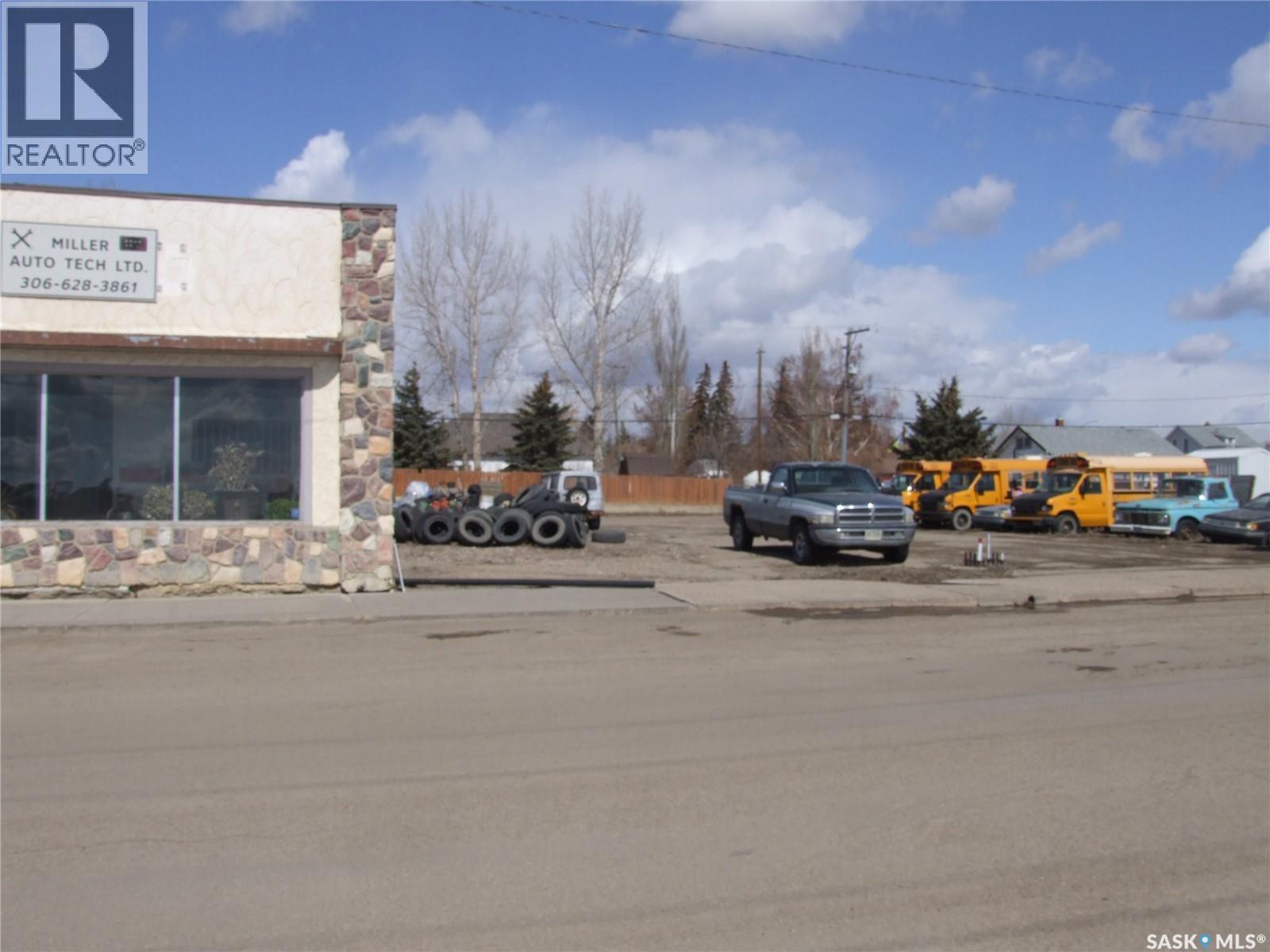 314 1St Avenue W, Leader, SK