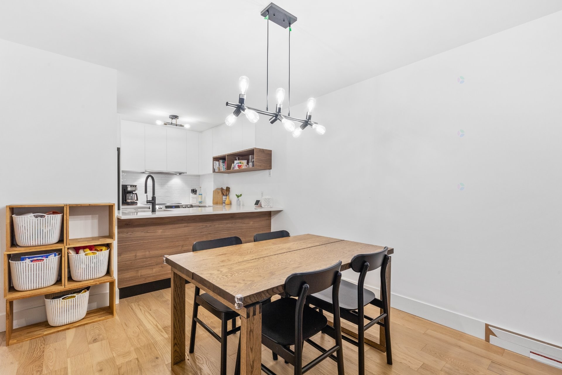 Dining Room - 202-5415 Rue Drolet, Montréal (Le Plateau-Mont-Royal), QC - Indoor