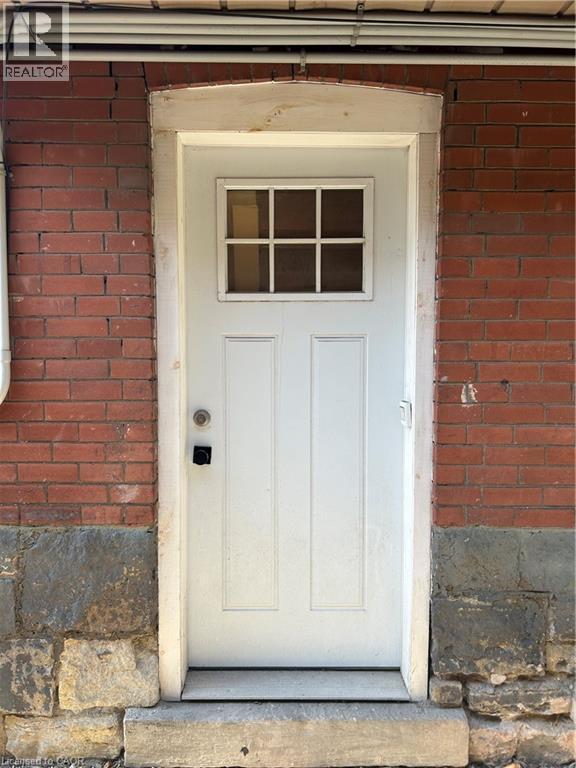 133 Park Row N Unit# 4, Hamilton, ON - Outdoor With Exterior