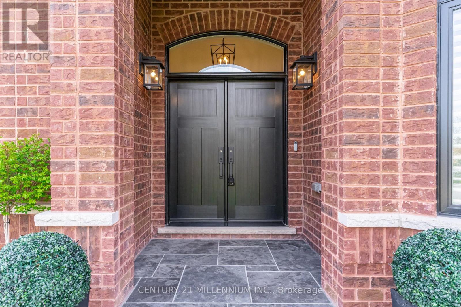 15 Bimmer Place, Brampton, ON - Outdoor