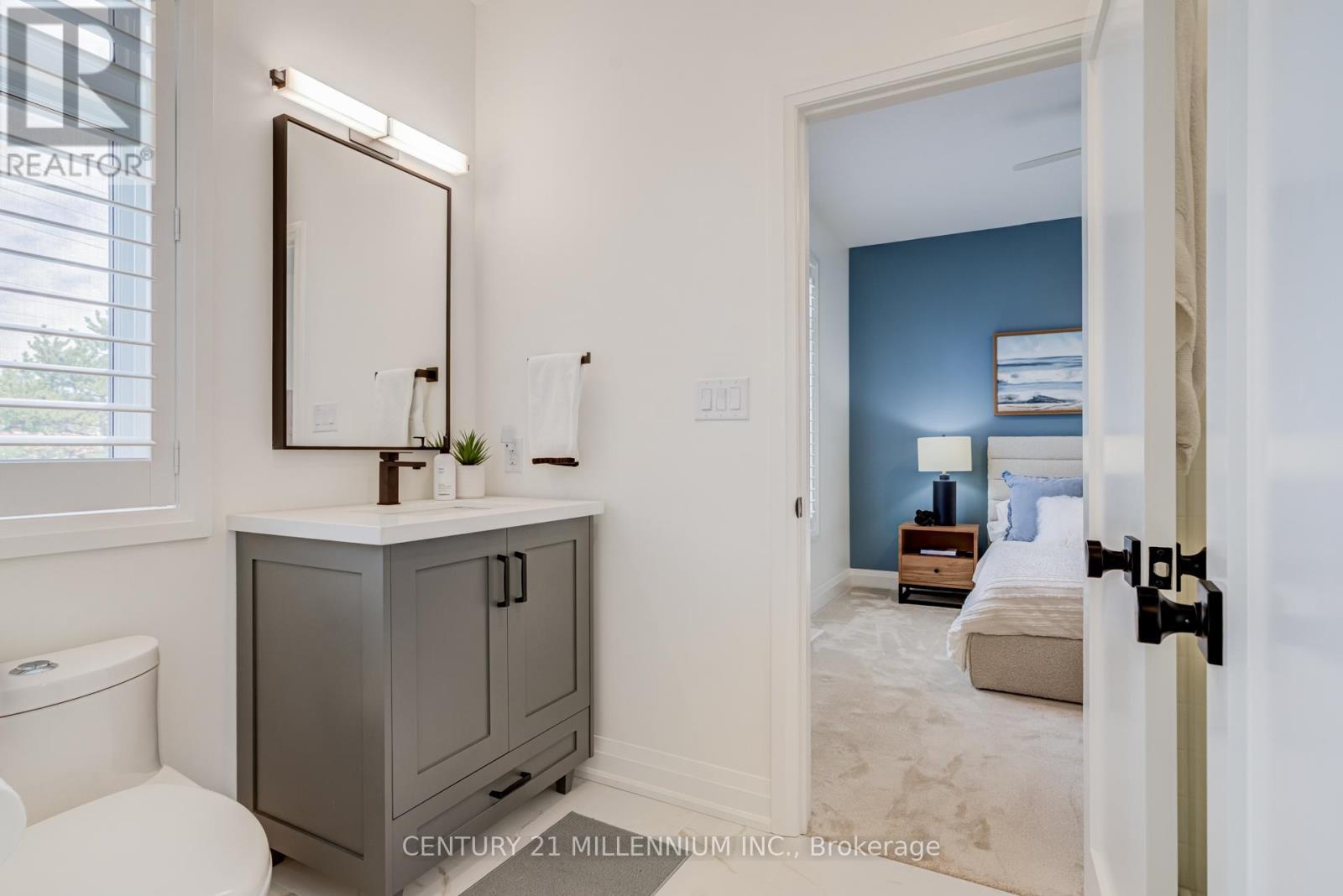 15 Bimmer Place, Brampton, ON - Indoor Photo Showing Bathroom
