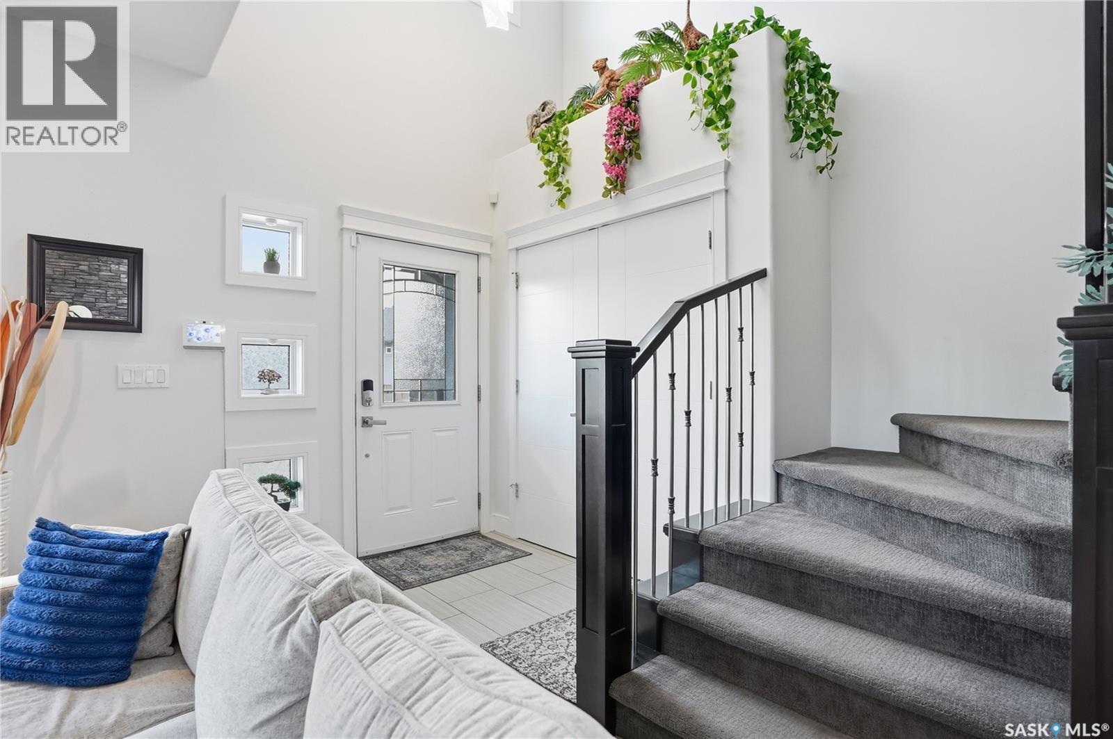 102 Teal Crescent, Saskatoon, SK - Indoor Photo Showing Other Room
