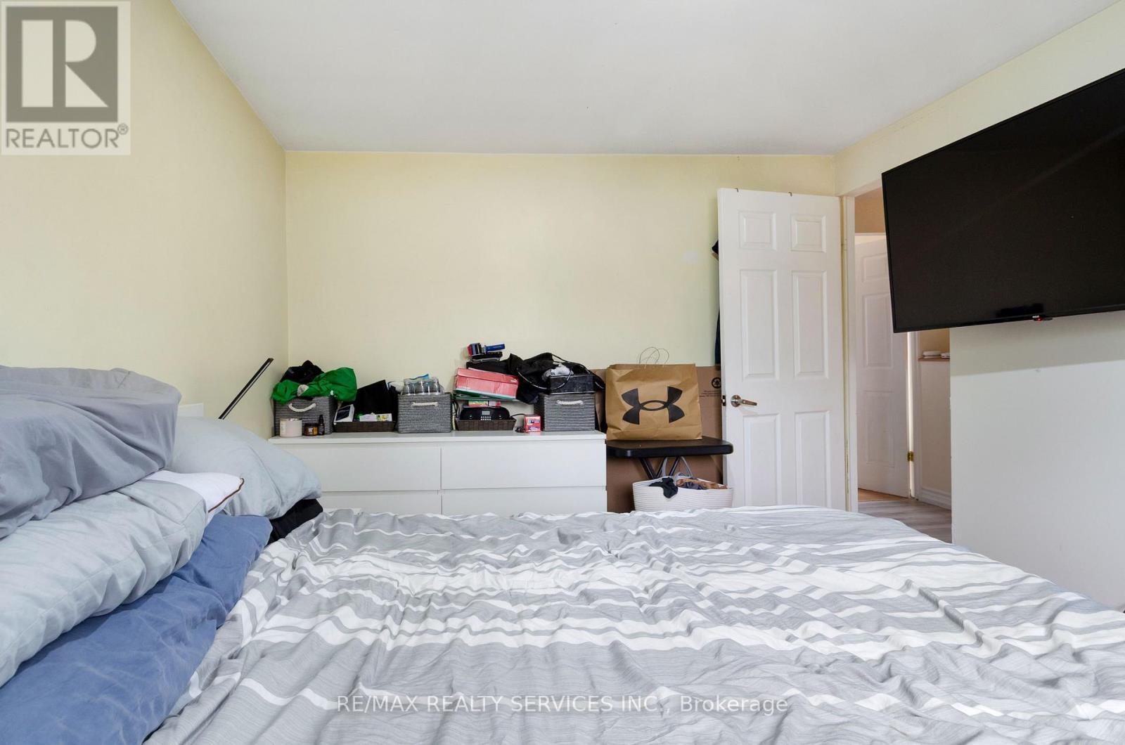 238 Linden Drive, Cambridge, ON - Indoor Photo Showing Bedroom