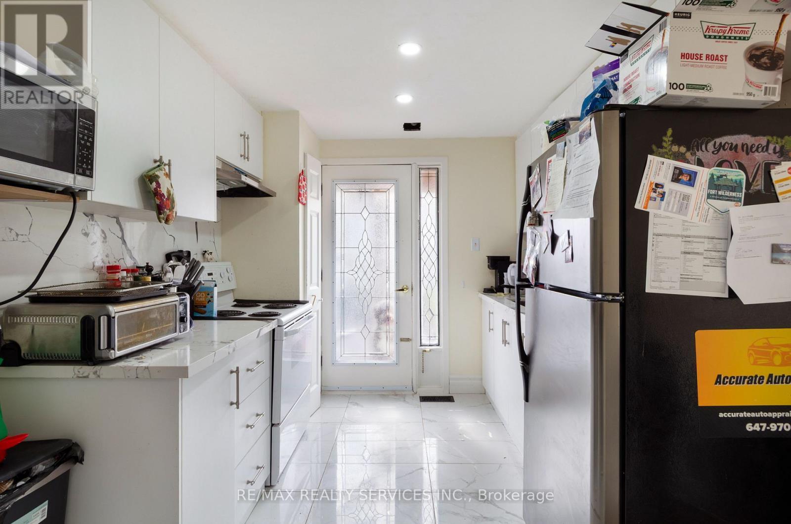 238 Linden Drive, Cambridge, ON - Indoor Photo Showing Kitchen