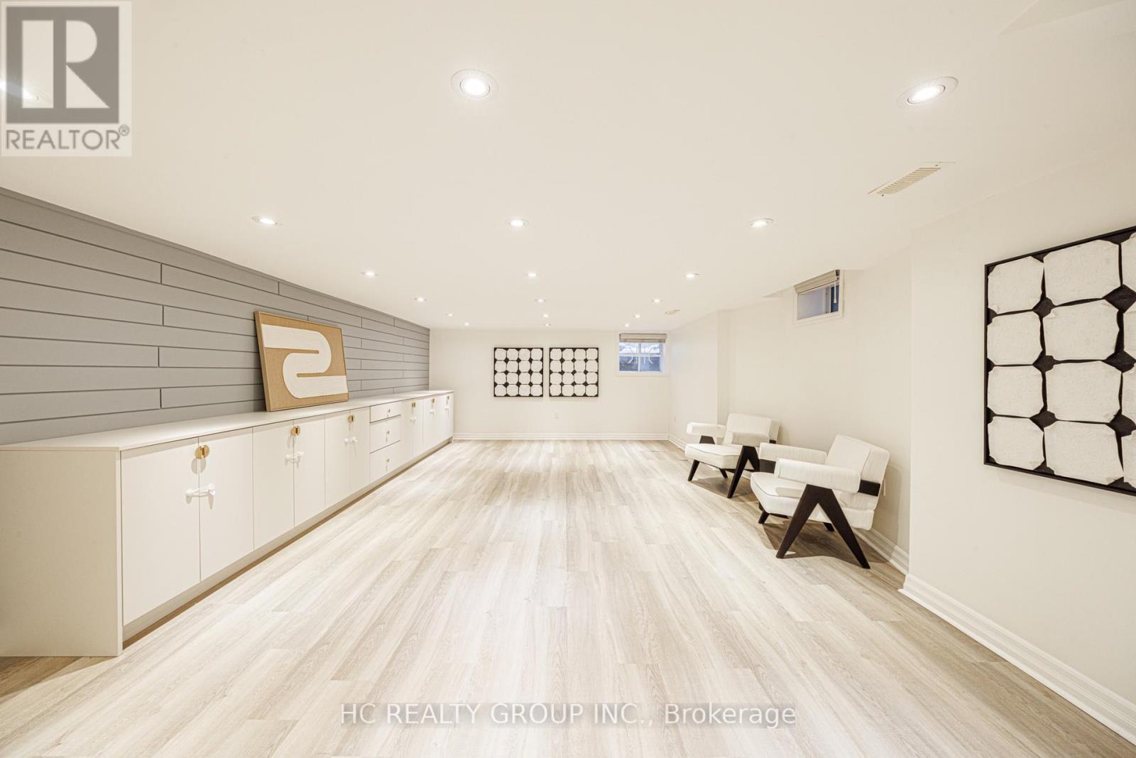 39 Glengowan Road, Toronto, ON - Indoor Photo Showing Other Room