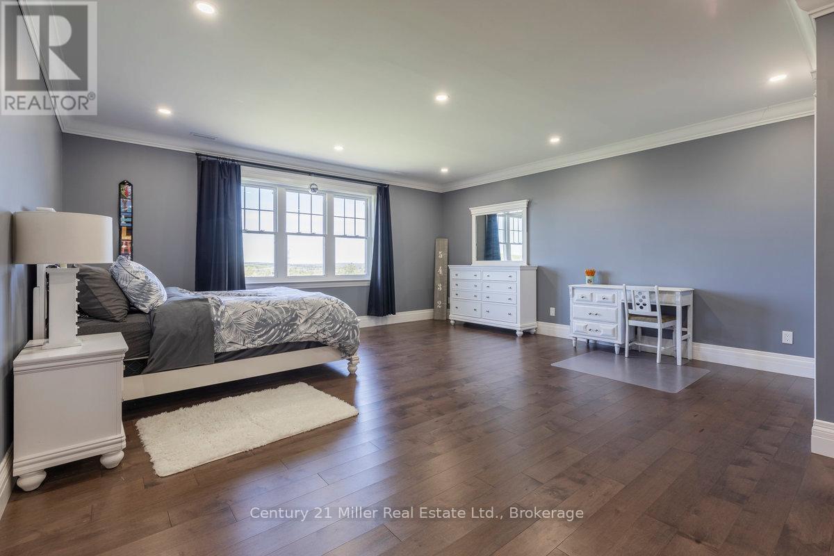 5583 Third Line, Erin, ON - Indoor