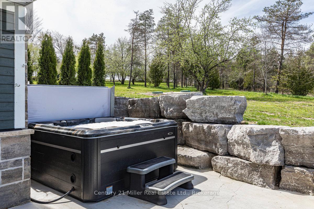 5583 Third Line, Erin, ON - Outdoor