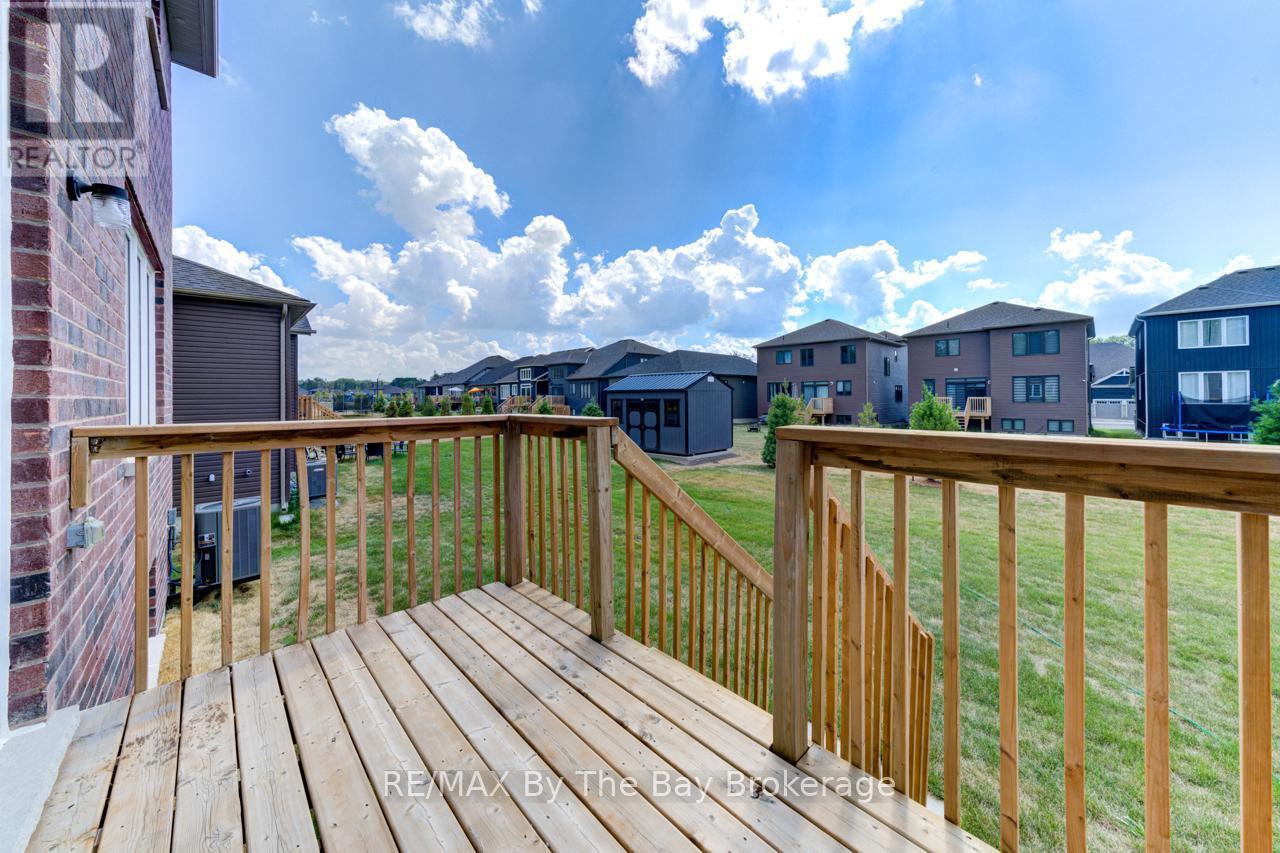 174 Mapleside Drive, Wasaga Beach, ON - Outdoor With Deck Patio Veranda