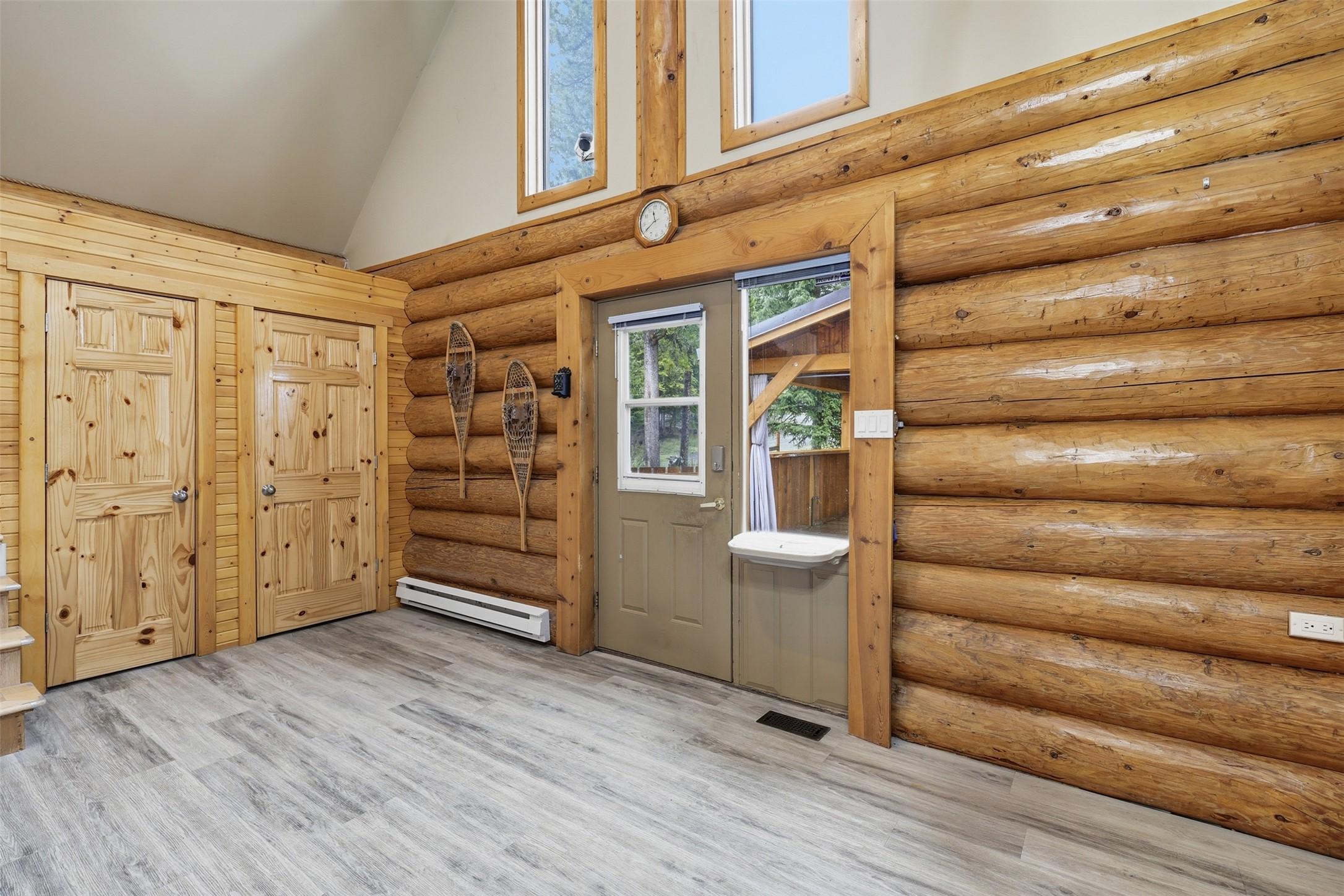 4761 Atwater Road, Logan Lake, BC - Indoor Photo Showing Other Room