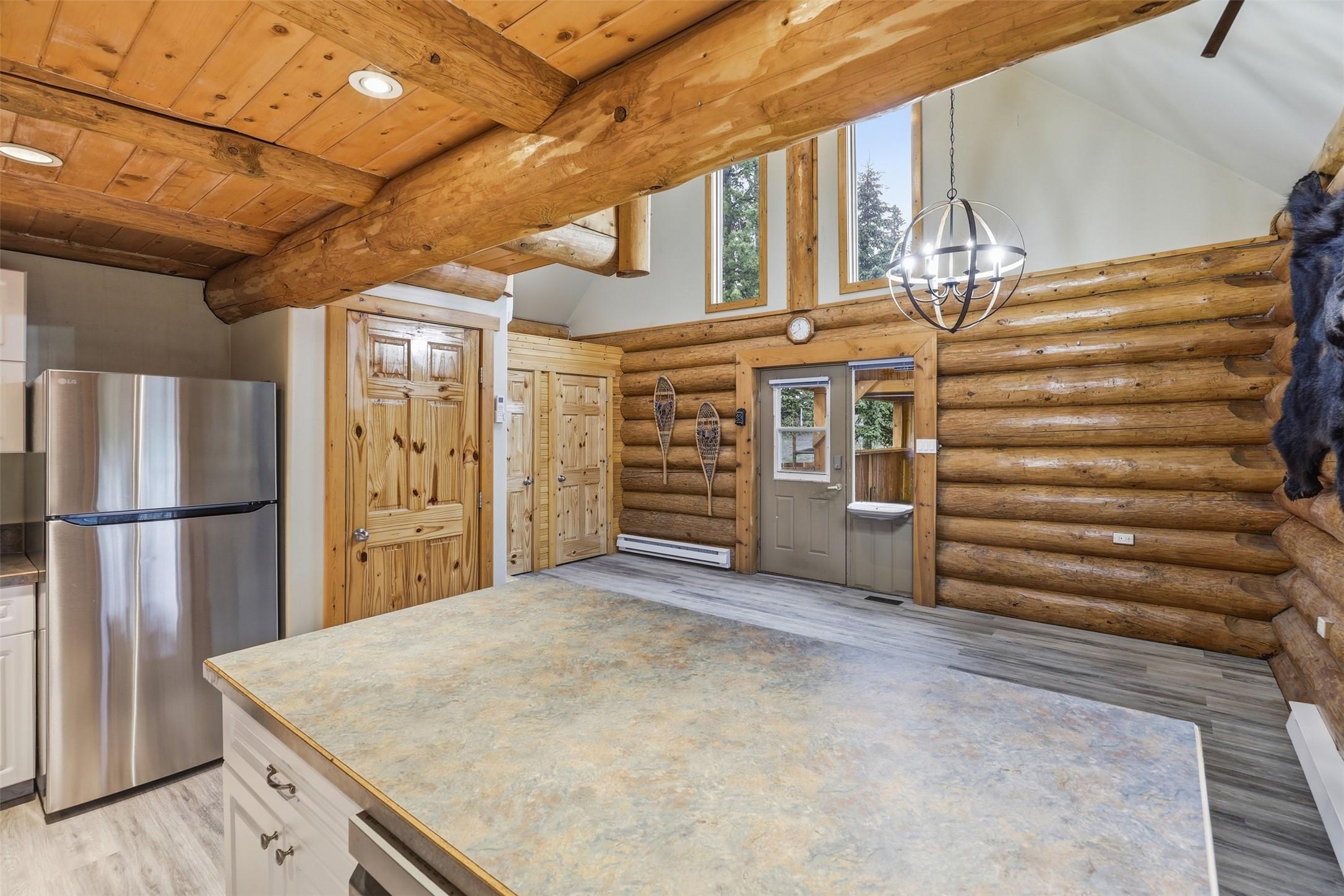 4761 Atwater Road, Logan Lake, BC - Indoor Photo Showing Other Room