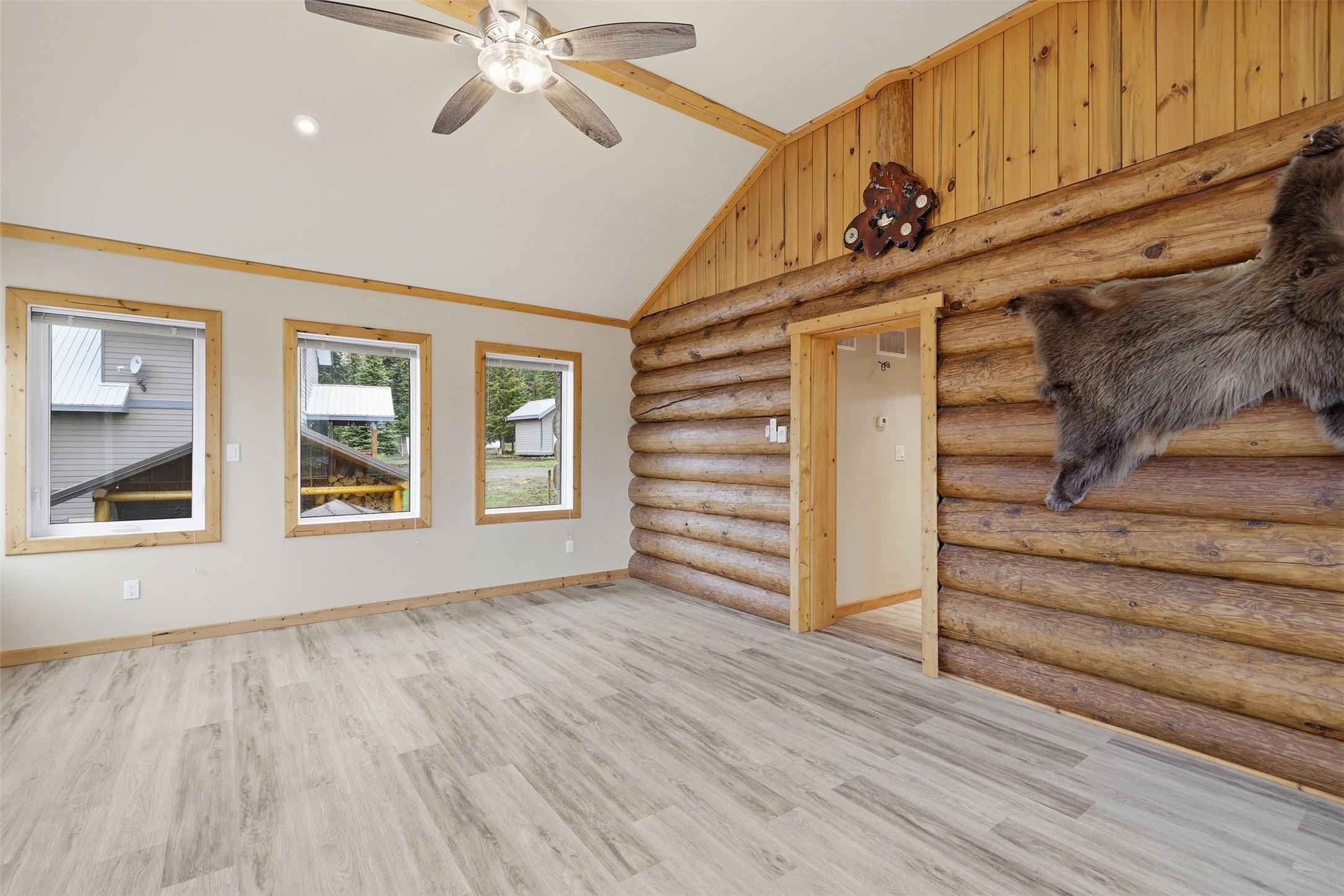 4761 Atwater Road, Logan Lake, BC - Indoor Photo Showing Other Room