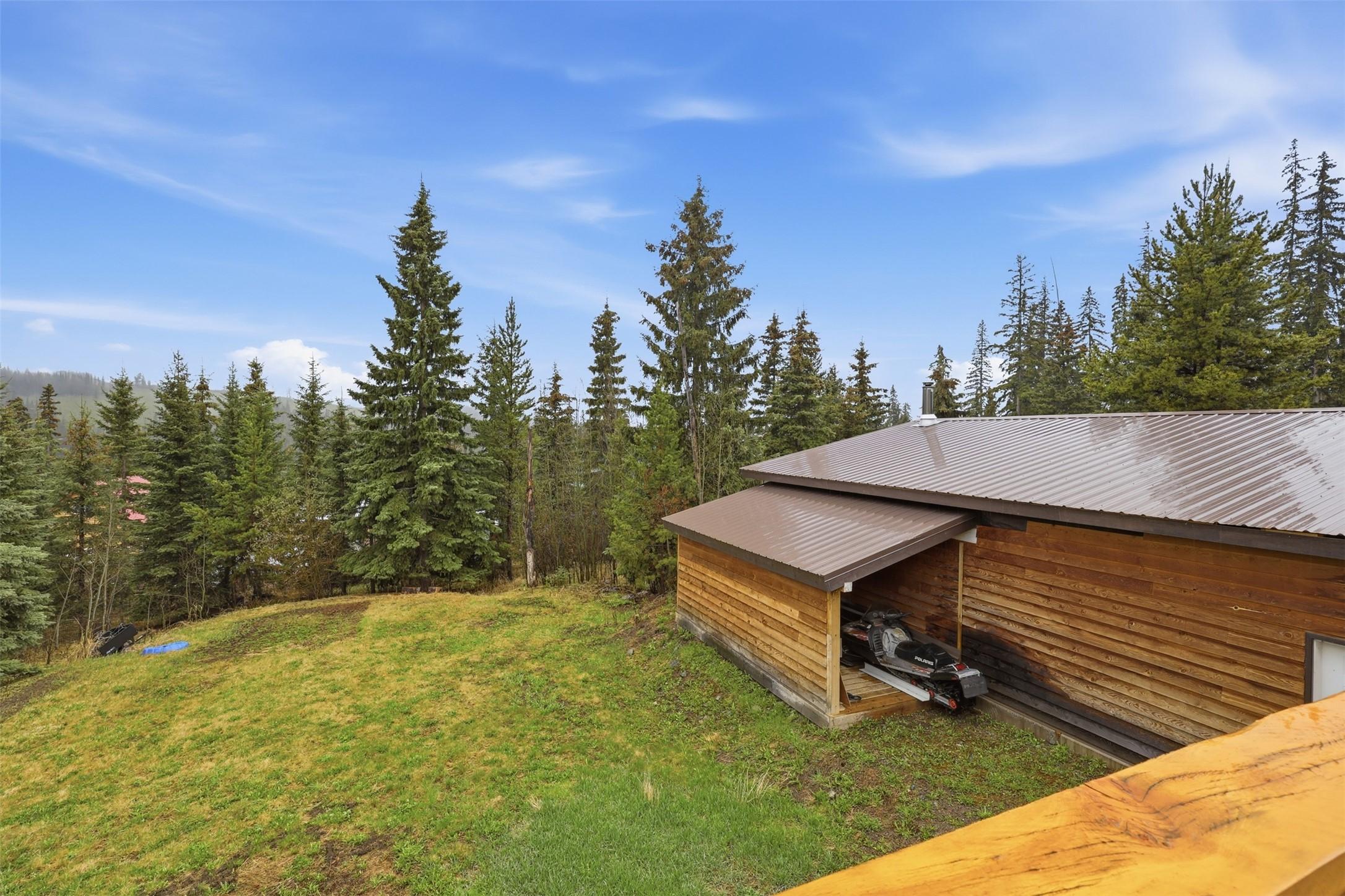4761 Atwater Road, Logan Lake, BC - Outdoor