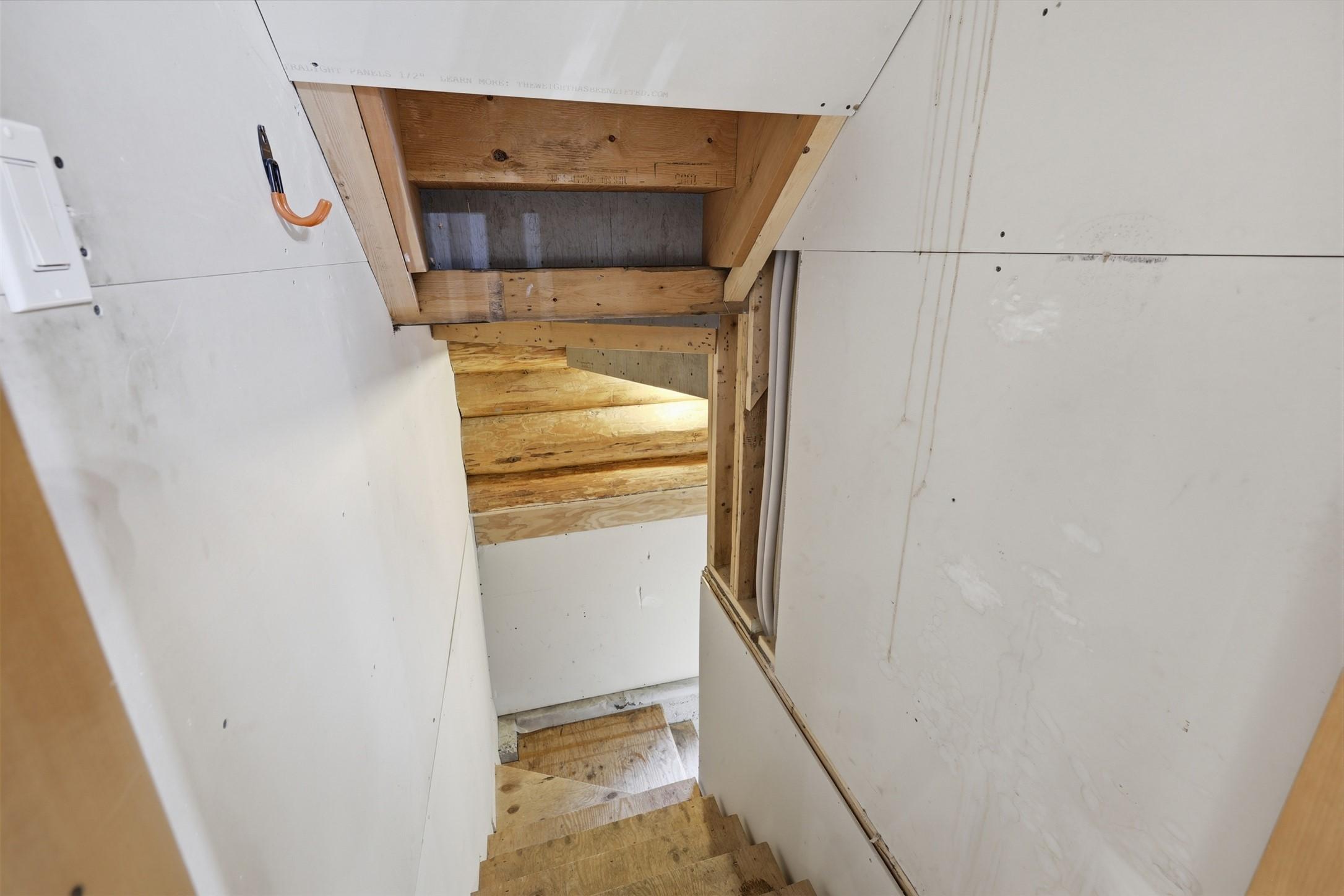 4761 Atwater Road, Logan Lake, BC - Indoor Photo Showing Other Room