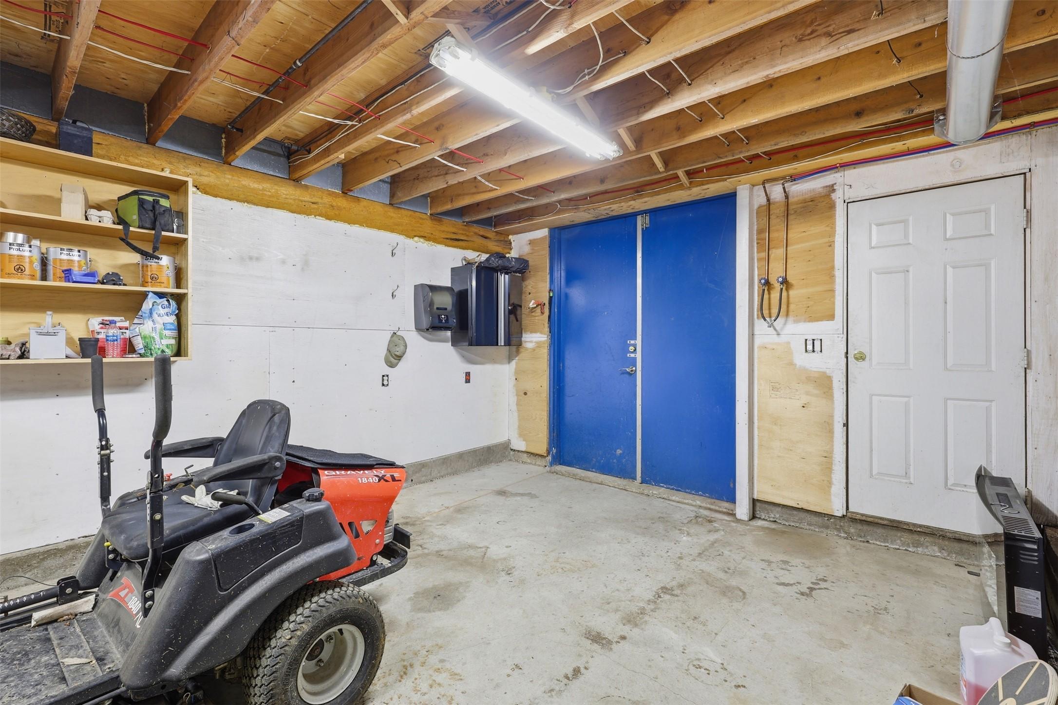 4761 Atwater Road, Logan Lake, BC - Indoor Photo Showing Other Room