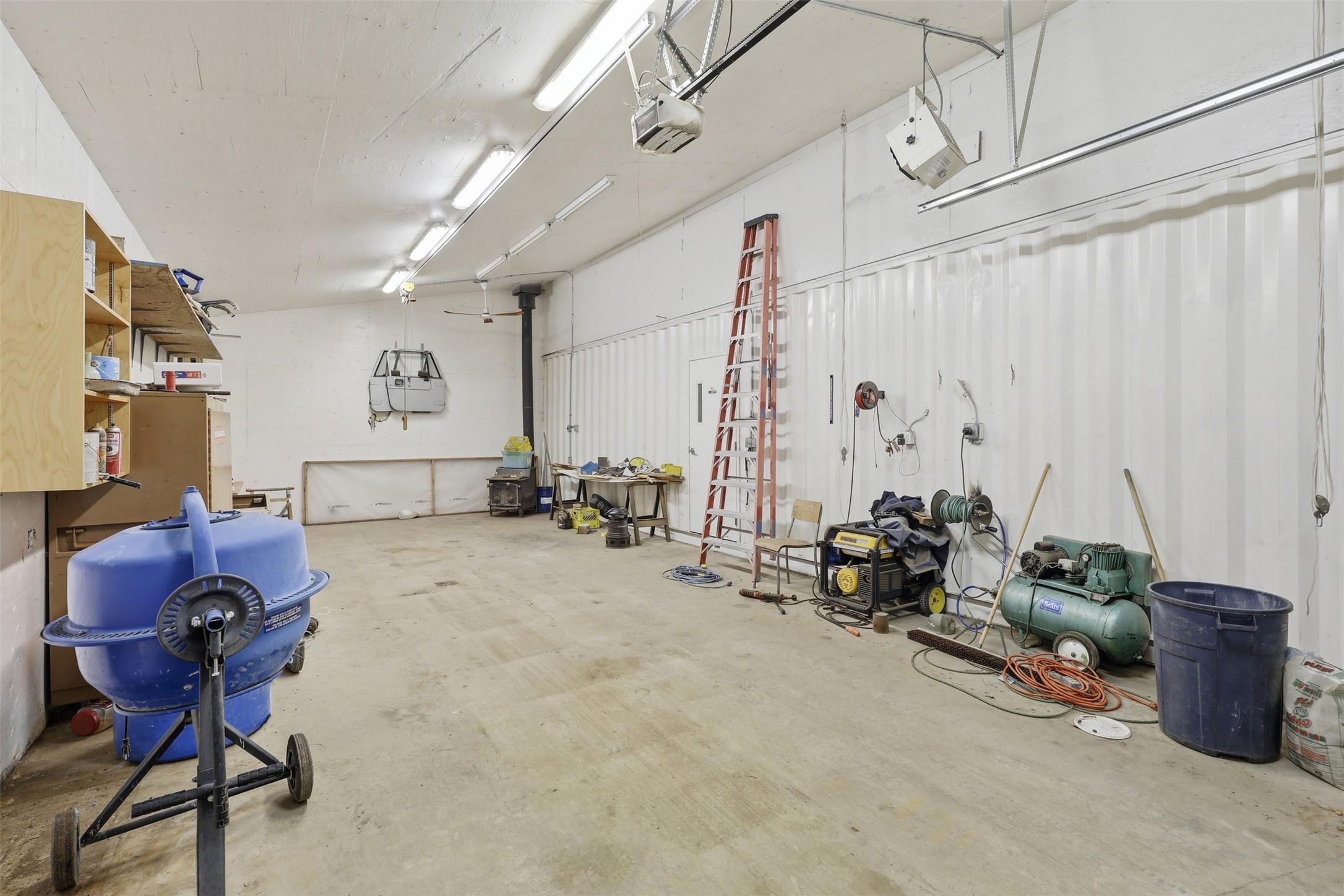 4761 Atwater Road, Logan Lake, BC - Indoor