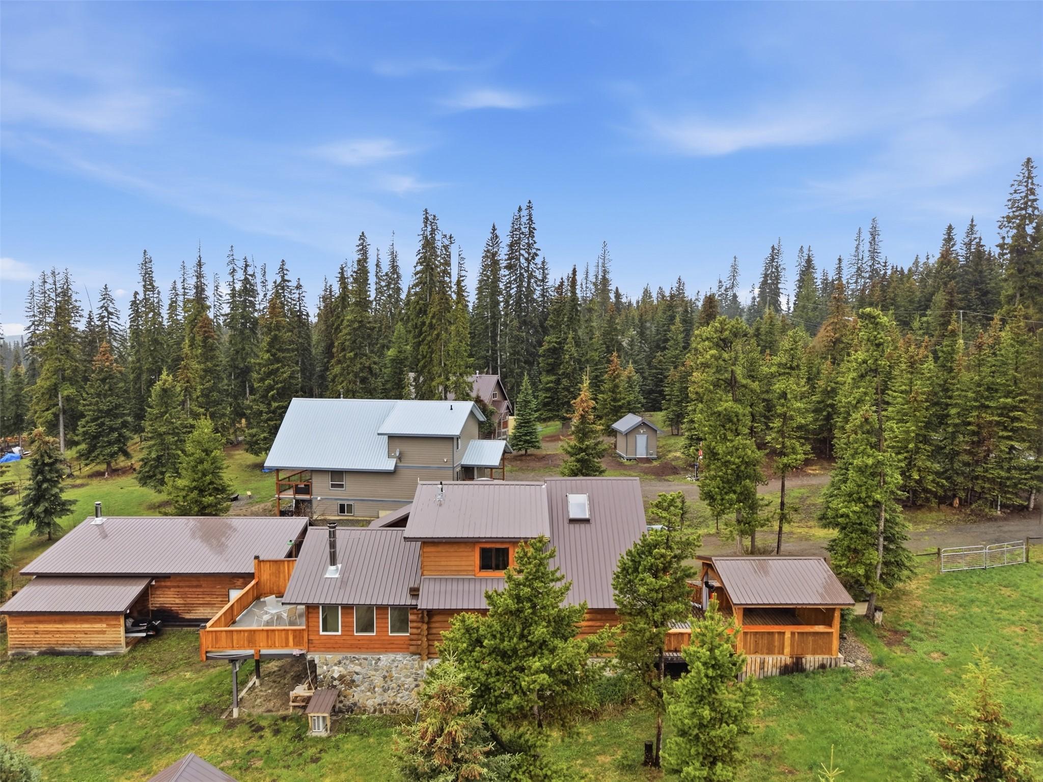 4761 Atwater Road, Logan Lake, BC - Outdoor